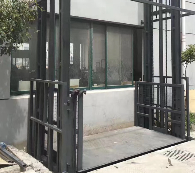 桂林导轨式施工升降机助力民生工程提速增效